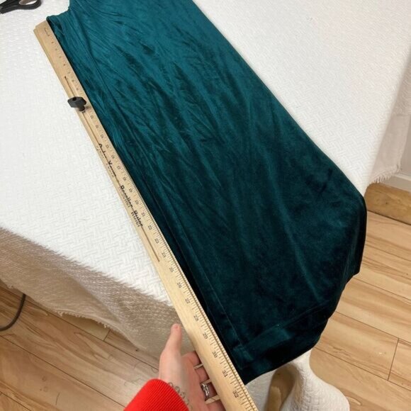 Forever 21 Women's Size Medium Green Velvet Velour Flowy Wide Leg Pants F21 - Picture 9 of 15